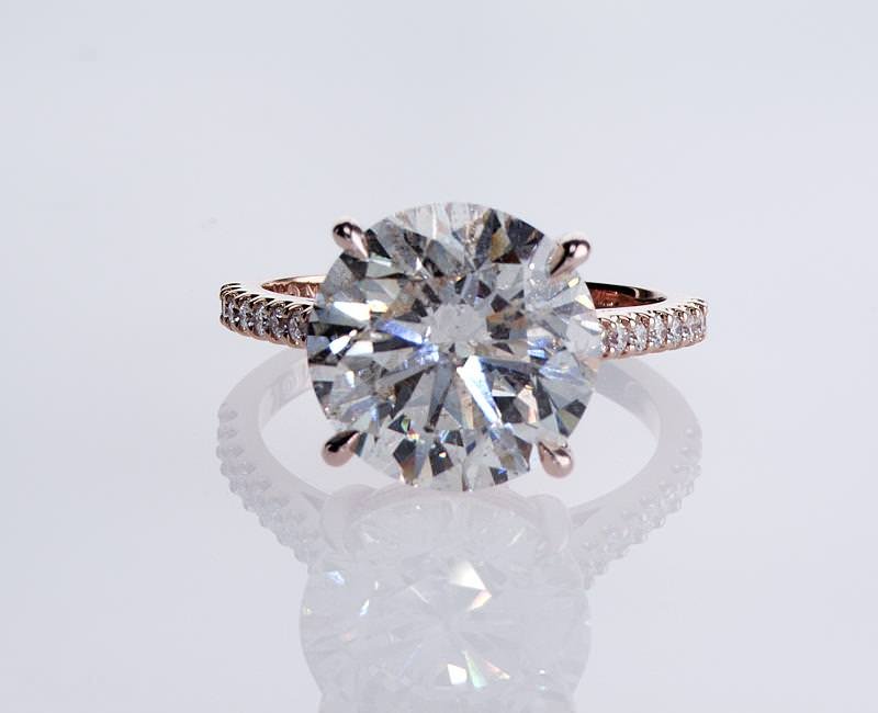 No image available for this item.