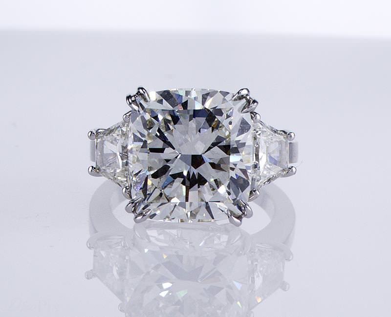 No image available for this item.